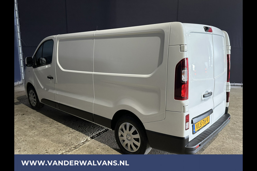 Renault Trafic 2.0 dCi 120pk L2H1 Euro6 Airco | Camera | LED | Cruisecontrol | Parkeersensoren Bijrijdersbank