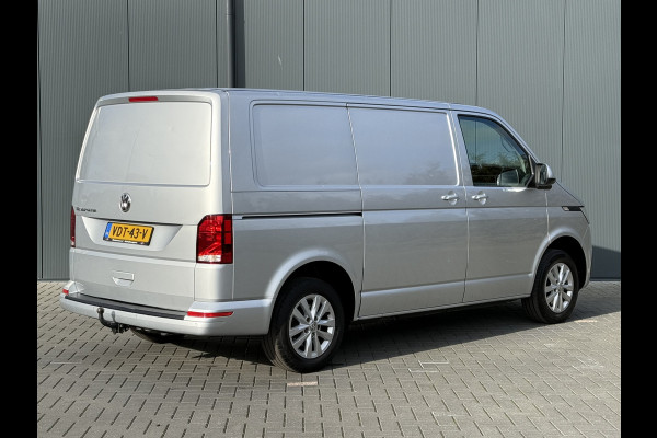 Volkswagen Transporter 2.0 TDI 111 PK HIGHLINE / L1H1 / AIRCO / CRUISE / DAB+ / CARPLAY / 3-ZITS / ACHTERKLEP