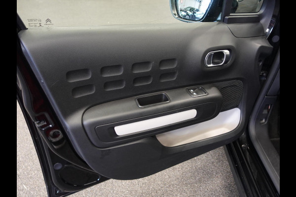 Citroën C3 1.2 PureTech Feel Edition Airco Navi Carplay Cruise Control Black Pack Parkeersensoren Trekhaak