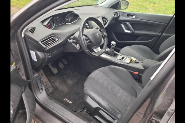 Peugeot 308 SW 1.2 PureTech Allure NL AUTO | PANO | HALF LEDER | CARPLAY |