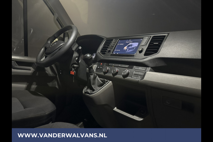 Volkswagen Crafter 2.0 TDI L3H2 L2H1 Euro6 Airco | Camera | Navigatie | Apple Carplay | Trekhaak Android Auto, Bijrijdersbank