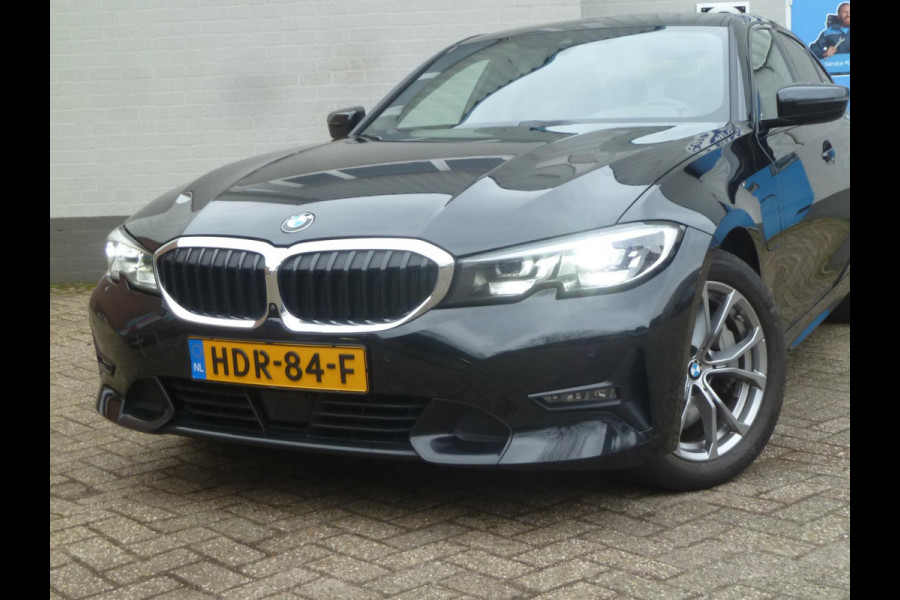 BMW 3-serie 330e Sport-Line|Adaptive-Cruise|360-Camera|Sportstoelen|Live Cockpit Pro