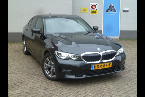 BMW 3-serie 330e Sport-Line|Adaptive-Cruise|360-Camera|Sportstoelen|Live Cockpit Pro