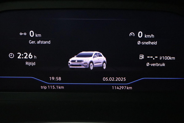 Volkswagen T-Roc 1.5 TSI Sport Business R (PANORAMAKDAK, ADAPTIVE CRUISE, STOELVERWARMING, ACHTERUITRIJCAMERA, GOED ONDERHOUDEN)