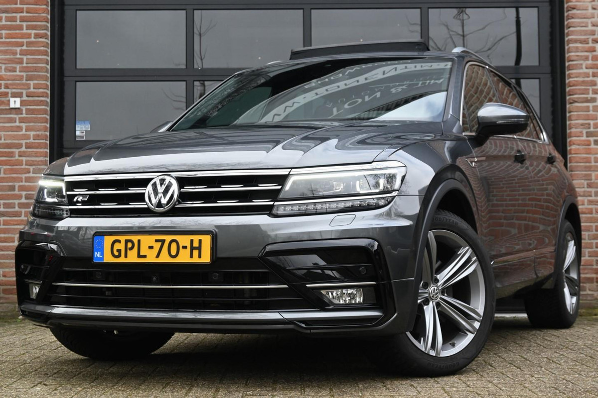 Volkswagen Tiguan 2.0 TSI 4Motion 2x R-LINE PANO Trekhaak Virtual '17