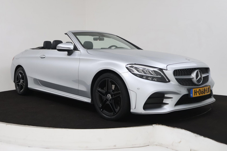 Mercedes-Benz C-Klasse 200 Cabrio AMG FACELIFT (Dealer onderH, Navi Groot, Trekhaak, Camera, Nekverwarming,