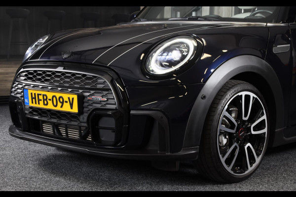 MINI Cabrio 1.5 Cooper JCW Pakket / Aut / Navi / Cc / Leder / Digital Cockpit / Sfeerverlichting / Windscherm / Led / Pdc