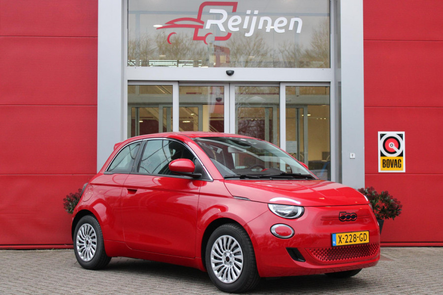 Fiat 500 RED 95PK 24 kWh | NAVIGATIE | APPLE CARPLAY/ANDROID AUTO | LANE ASSIST | CRUISE CONTROL | CLIMATE CONTROL | DAB+ RADIO | NIEUWE AUTO! |