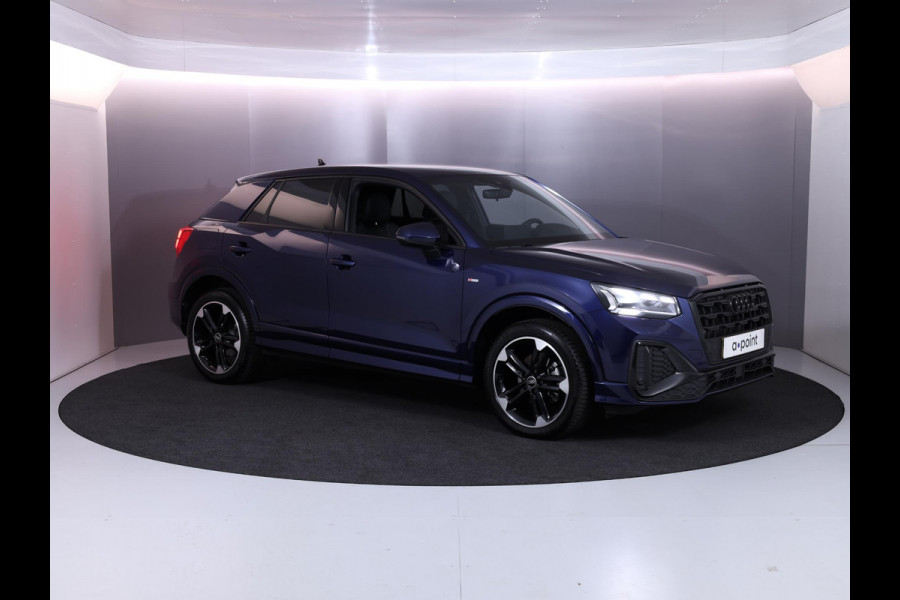 Audi Q2 35 TFSI S Edition 150 pk S-tronic | Private lease vanaf € 599,- pm |Verlengde garantie | Navigatie | Parkeersensoren achter | Adaptieve cruise control | Matrix LED koplampen | S-Line |