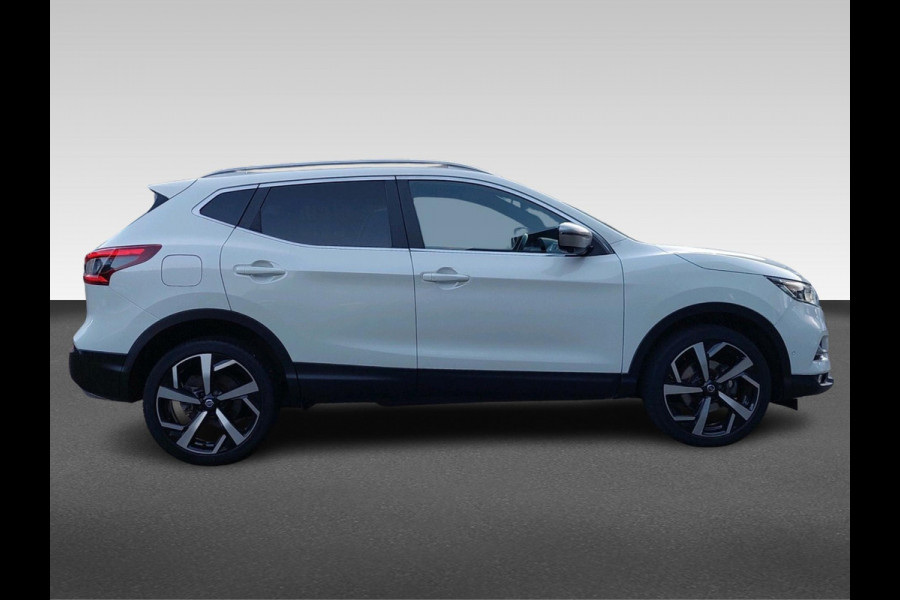 Nissan QASHQAI 1.3 DIG-T Tekna +