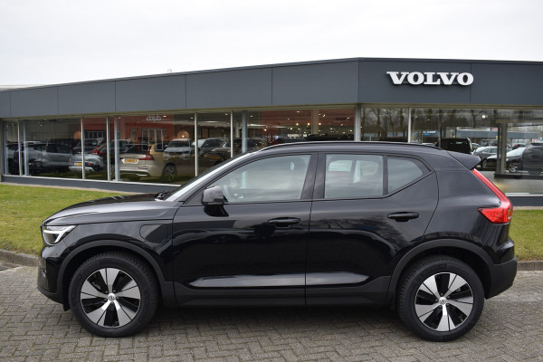 Volvo XC40 T5 262PK Plug-in hybrid Plus Dark | Climate pack | All-season banden |  Achteruitrijcamera | Elektrische voorstoelen met geheugen