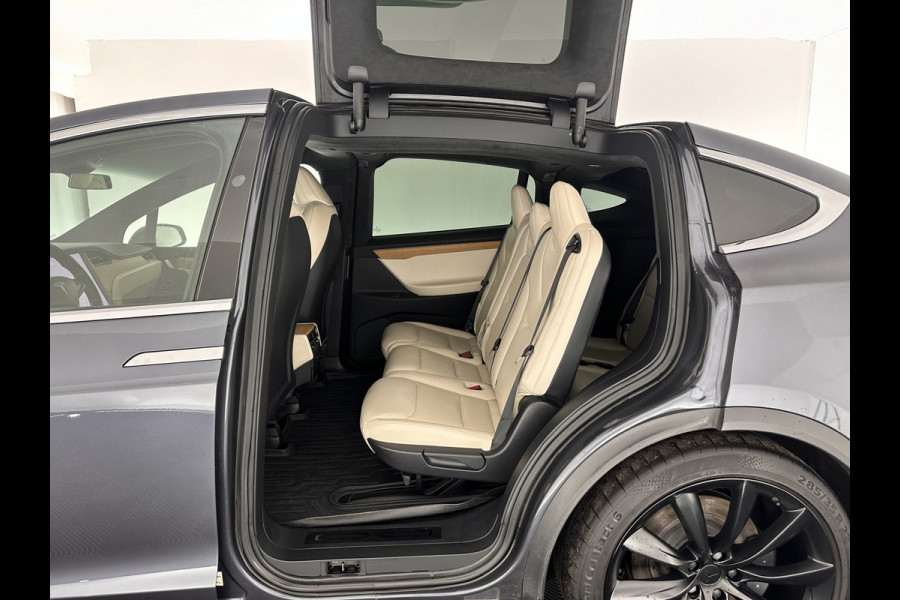 Tesla Model X Long Range [ 3-Fase ] (INCL-BTW) *7-PERS | AUTO-PILOT | FULL-LEATHER | NAVI-FULLMAP | FULL-LED | TOWBAR | AIR-SUSPENSION | DIGI-COCKPIT | KEYLESS | CAMERA | DAB+ | COMFORT-SEATS | AMBIENT-LIGHT | CARPLAY | 22''ALU