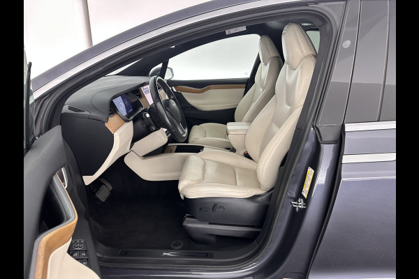 Tesla Model X Long Range [ 3-Fase ] (INCL-BTW) *7-PERS | AUTO-PILOT | FULL-LEATHER | NAVI-FULLMAP | FULL-LED | TOWBAR | AIR-SUSPENSION | DIGI-COCKPIT | KEYLESS | CAMERA | DAB+ | COMFORT-SEATS | AMBIENT-LIGHT | CARPLAY | 22''ALU