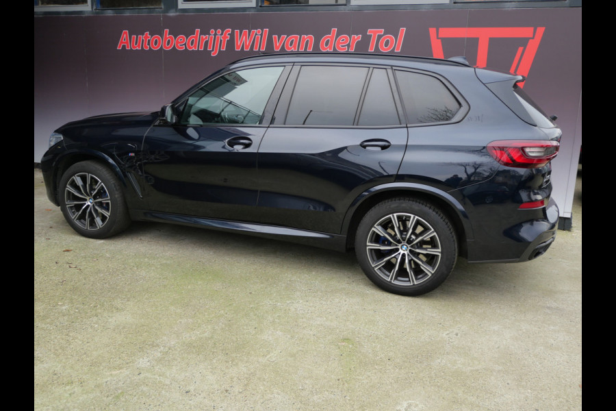 BMW X5 xDrive45e M-SPORT | PANORAMA | LASER | TREKHAAK | H/K | CARBON ZWART | 1e EIG!!