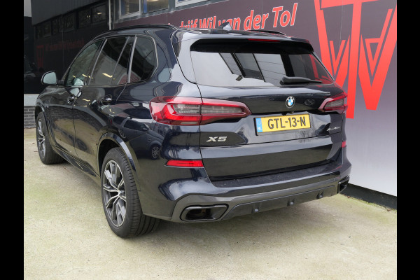 BMW X5 xDrive45e M-SPORT | PANORAMA | LASER | TREKHAAK | H/K | CARBON ZWART | 1e EIG!!