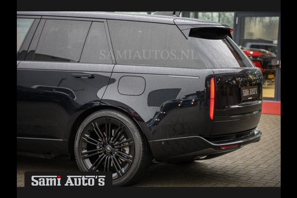 Land Rover Range Rover 3.0 P550e | NIGHT | GARANTIE TOT 14-03-2029 | HEAD-UP | ACHTERAS BESTURING | SOFT CLOSE | PHEV | 23 INCH VELGEN | PANORAMADAK | STUURVERWARMING | STOEL KOELING | Fabrieksgarantie tot 14-03-2029 – Geniet van gemoedsrust met uitgebreide dekking tot deze datum. GZK-71-D