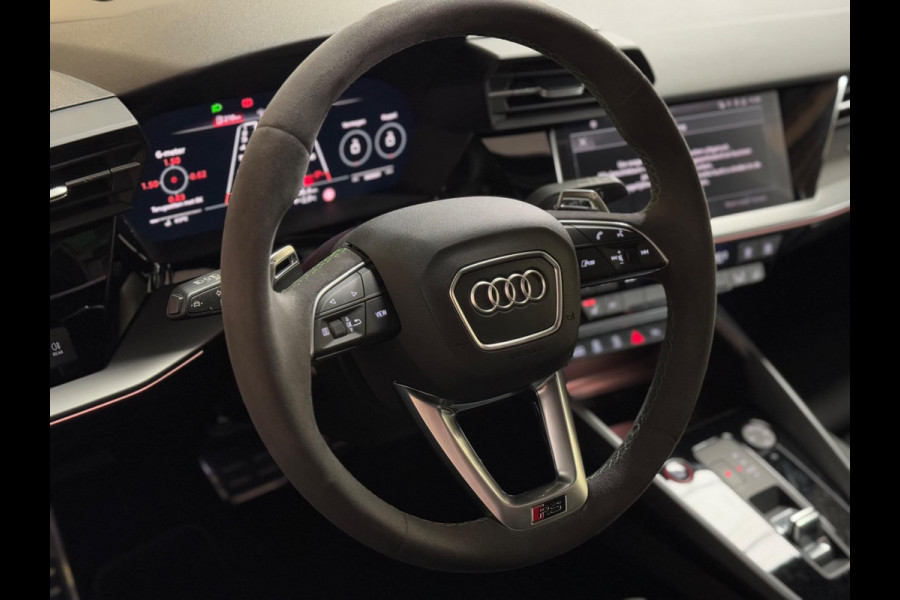 Audi RS 3 SPORTBACK 2.5 TFSI quattro | keramisch | Pano | keyless | HUD | Camera | B&O