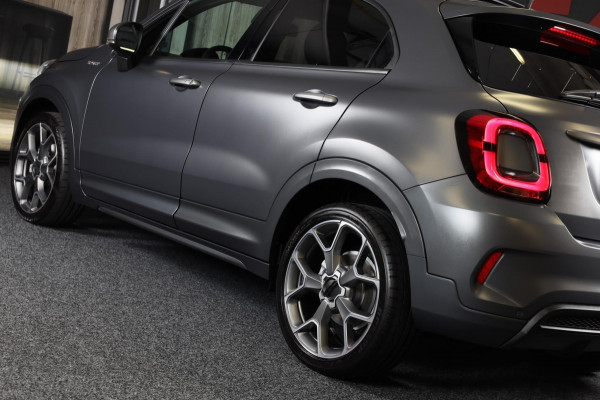 Fiat 500X 1.3 FireFly Turbo 150 Sport / AUT / ACC / Navi / Leder / Camera / Lane Assist / Open Panoramadak / Dode Hoek / 19 Inch