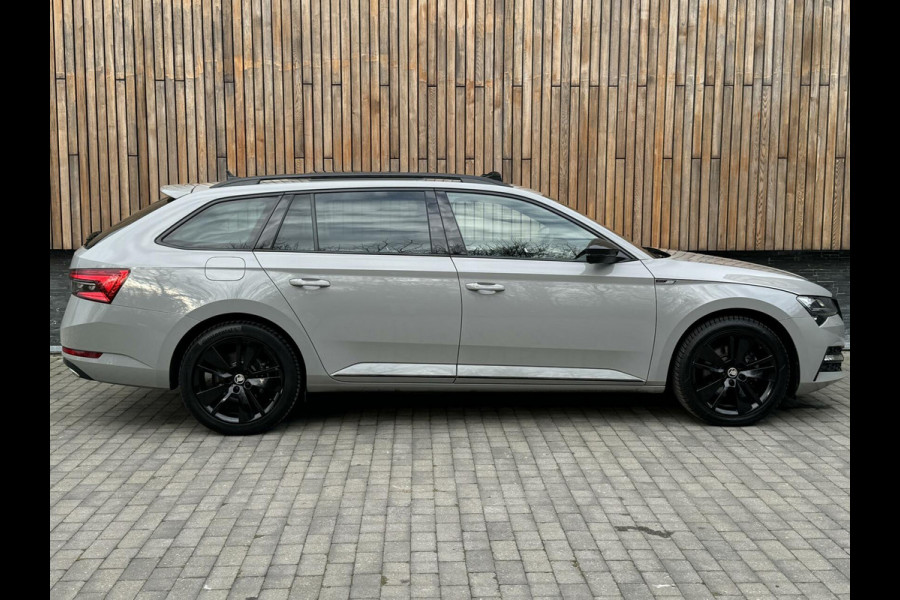 Škoda Superb Combi 1.4 TSI iV Sportline Automaat | Panoramadak | Trekhaak uitklapbaar | Groot navigatiesysteem | Achteruitrijcamera | LED ver