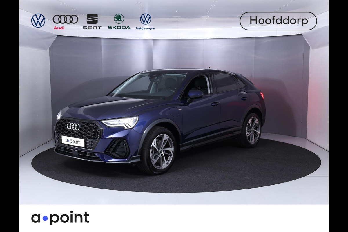 Audi Q3 Sportback 45 TFSI e S Edition 245pk | Private lease vanaf € 829,- pm | Plug in Hybrid | Navigatie | Trekhaak | Adaptieve cruise controle | Verlengde garantie |