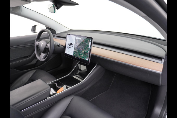 Tesla Model 3 Long Range 75kWh 463PK FSD-Full Self Driving Computer-3 Premium Audio 4wd  18" Lmv AutoPilot Panoramadak Camera's Leder Adaptive Stoel en achterbank verwarming Keyless Electr.Stoelen+Memory+Easy-Entry WiFi Origineel Nederlandse auto Grootste accu, Tot 16,5kwh thuis laden.