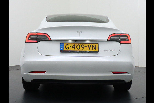 Tesla Model 3 Long Range 75kWh 463PK FSD-Full Self Driving Computer-3 Premium Audio 4wd  18" Lmv AutoPilot Panoramadak Camera's Leder Adaptive Stoel en achterbank verwarming Keyless Electr.Stoelen+Memory+Easy-Entry WiFi Origineel Nederlandse auto Grootste accu, Tot 16,5kwh thuis laden.