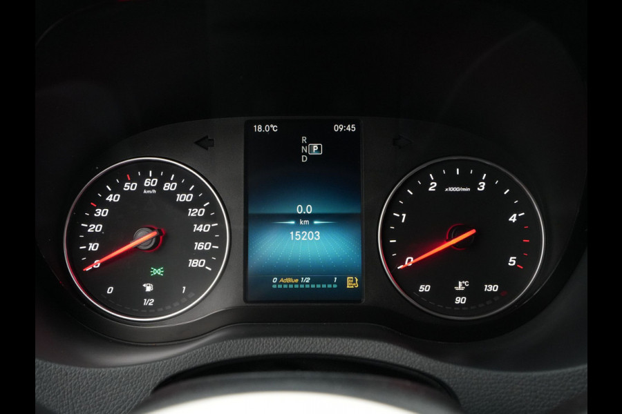 Mercedes-Benz Sprinter 319CDI L2H2 DC Navigatie Trekhaak Camera Stoelverwarming