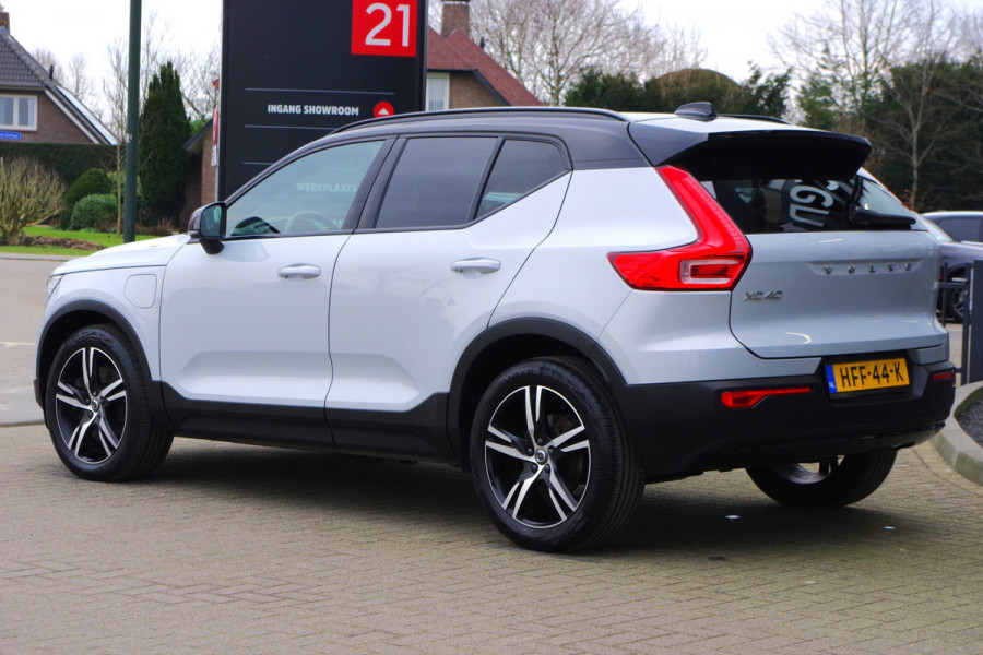 Volvo XC40 1.5 T4 211 PK Recharge R-Design PHEV, Camera, Stoel- en Stuurverwarming, Apple-Carplay