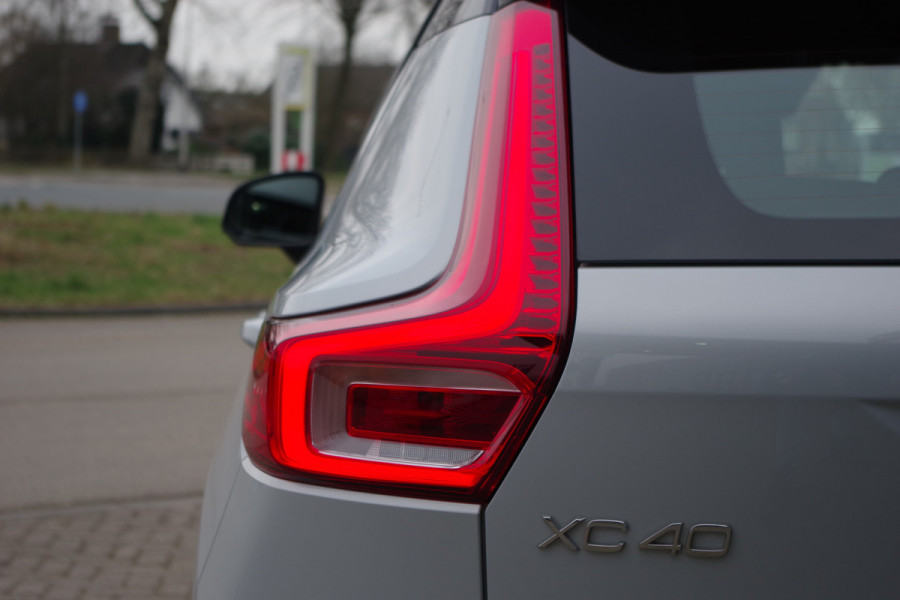 Volvo XC40 1.5 T4 211 PK Recharge R-Design PHEV, Camera, Stoel- en Stuurverwarming, Apple-Carplay