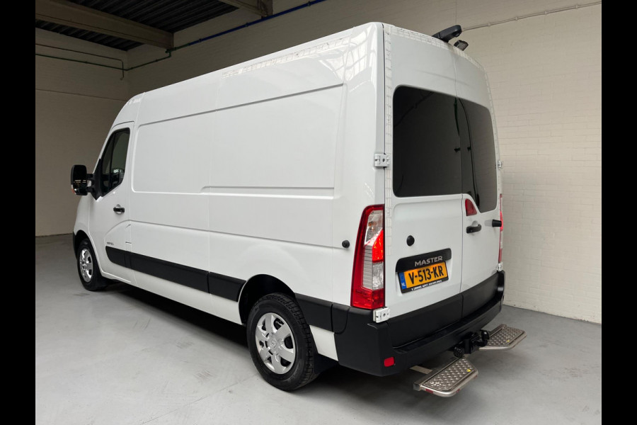 Renault Master SERVICEWAGEN T35 2.3 DCI 145PK EURO6 L2H2 VICTRON V230 BOTT INRICHTING AIRCO STANDKACHEL TREKHAAK RIJKLAARPRIJS!