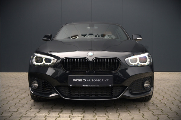 BMW 1-serie 118i Edition M-Sport Shadow High Executive | Harman Kardon | Panoramadak | Stoelverwarming | Stuurverwarming | Keyless | Camera | Navigatie | Shadowline | DAB | PDC |