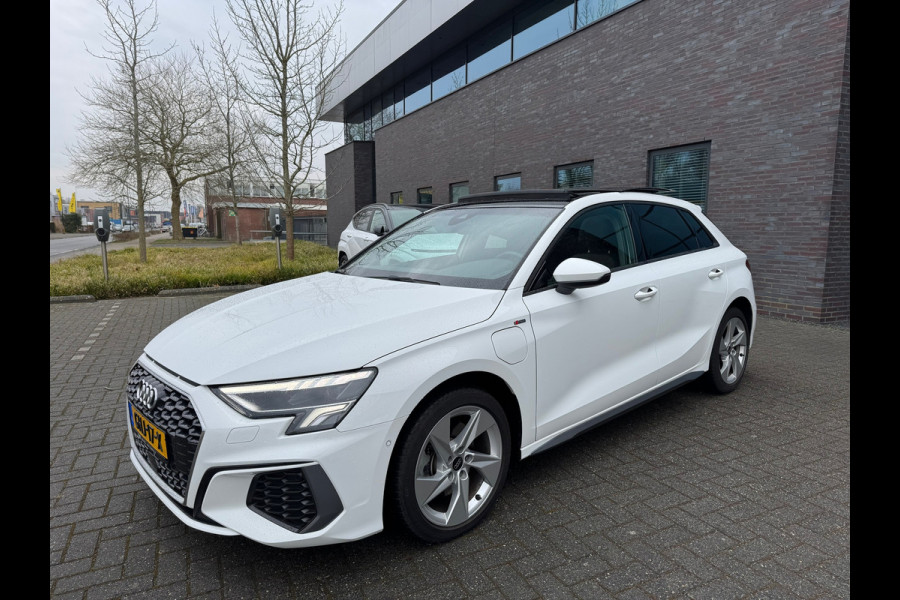 Audi A3 Sportback 40 TFSI e Advanced edition