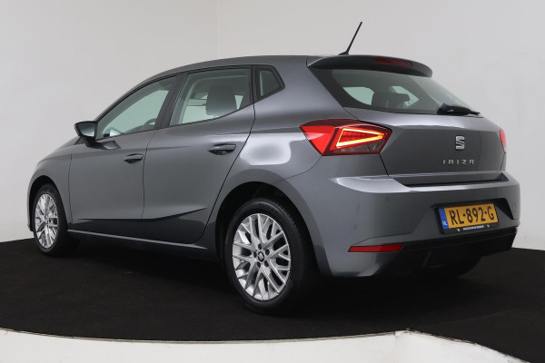 Seat Ibiza 1.0 TSI Style (NAVIGATIE, PARKEERSENSOREN, CRUISE, CARPLAY, NL-AUTO, GOED ONDERHOUDEN)