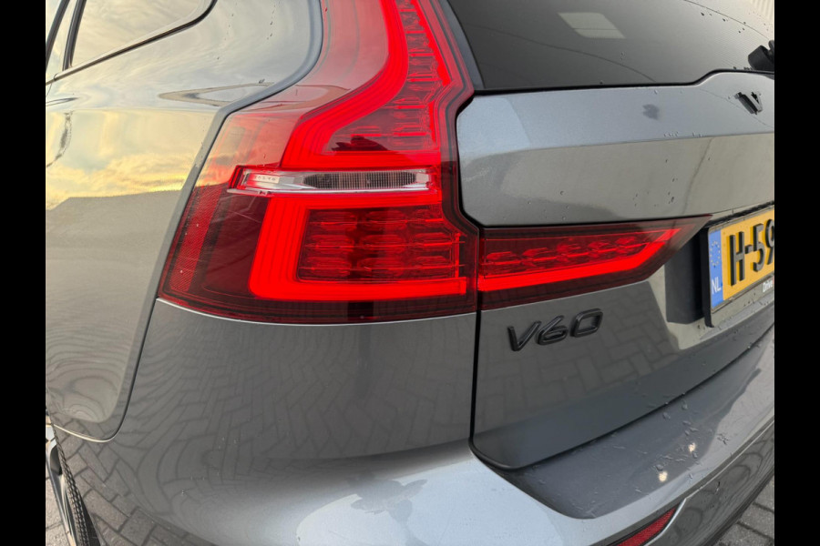 Volvo V60 2.0 D3 | 3x R Design | Camera | Carplay