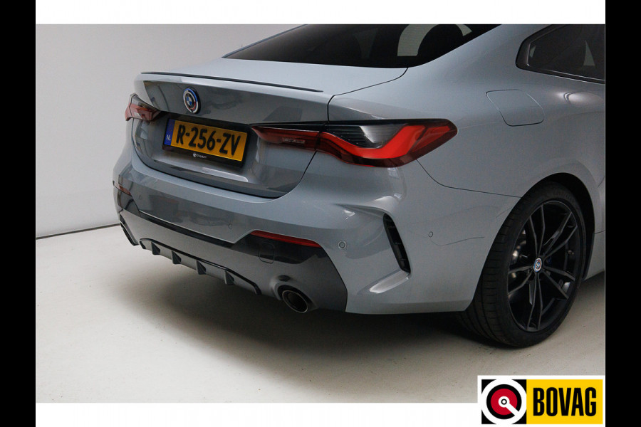 BMW 4 Serie Coupé 430i M-Sport | 50 Jahre edition | High Executive | Pano | Headup | Harman Kardon | Leder | NL auto Brooklyn Grey metallic, Stoel- en stuurverwarming, 19" velgen