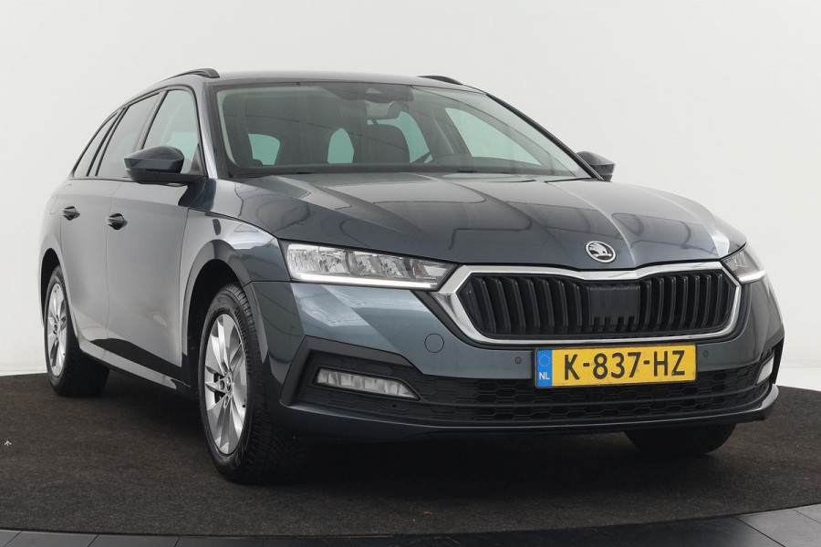 Škoda Octavia 1.0 TSI Business Edition | Trekhaak | Carplay | Full LED | Navigatie | Climate control | PDC | Cruise control