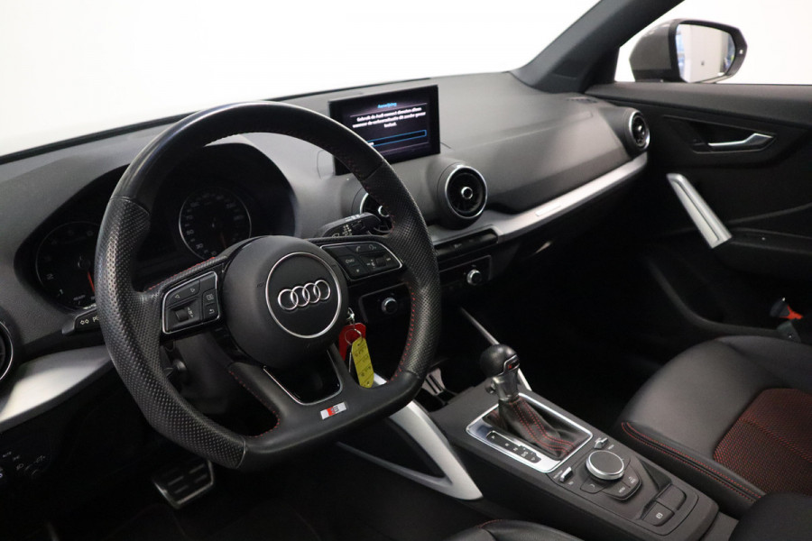 Audi Q2 35 TFSI S Edition Panoramadak 19lmv Navigatie CruiseControl