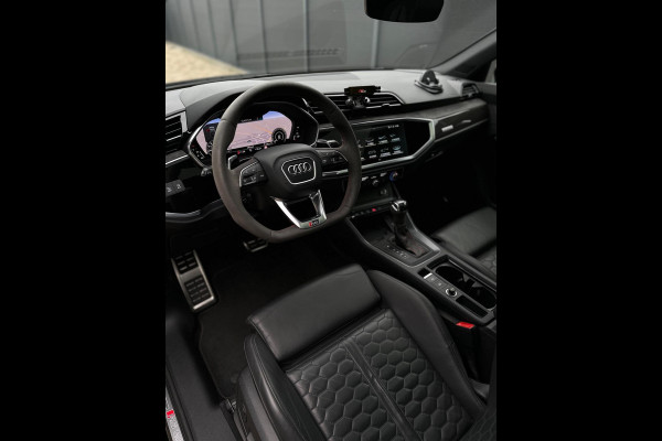 Audi RSQ3 Sportback 2.5 TFSI Panorama B&O CarPlay