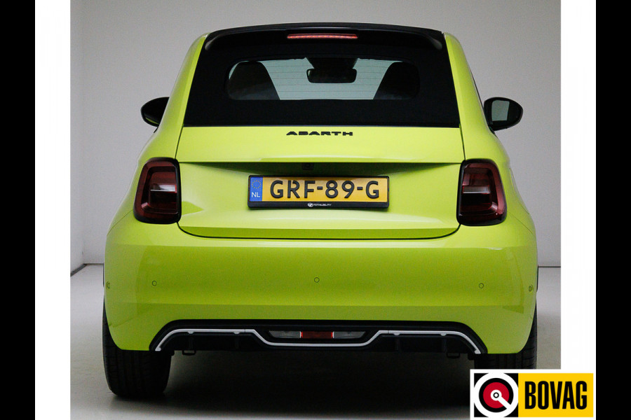 Abarth 500C Cabrio Scorpionissima 42 kWh 155 PK | JBL | Camera | Stoelverwarming PDC, 18" LMV, Navigatie. Sportstoelen