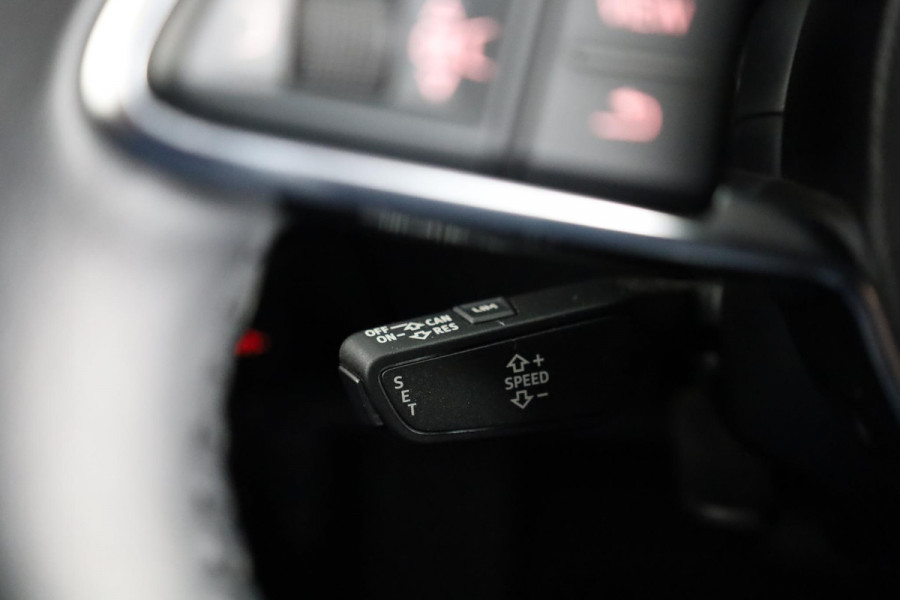 Audi TT 40 TFSI Pro Line S 197 pk S-tronic | Verlengde garantie | Navigatie | Parkeersensoren | Stoelverwarming | S-Line exterieur |