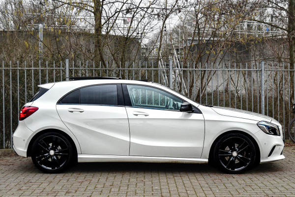 Mercedes-Benz A-Klasse 200 Ambition Night ed. Panorama, Led, Stoelvw, PDC, Cruise!