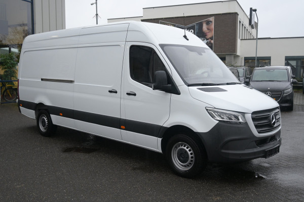 Mercedes-Benz Sprinter 317 CDI L3H2 LED, Geveerde stoel, MBUX 10.25, Navigatie, Camera, Trekhaak