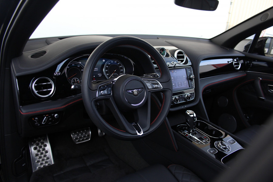 Bentley Bentayga 4.0 V8 Centenary | Mulliner | Touring | City
