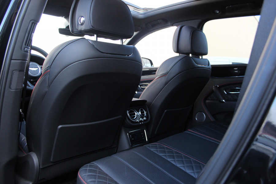 Bentley Bentayga 4.0 V8 Centenary | Mulliner | Touring | City