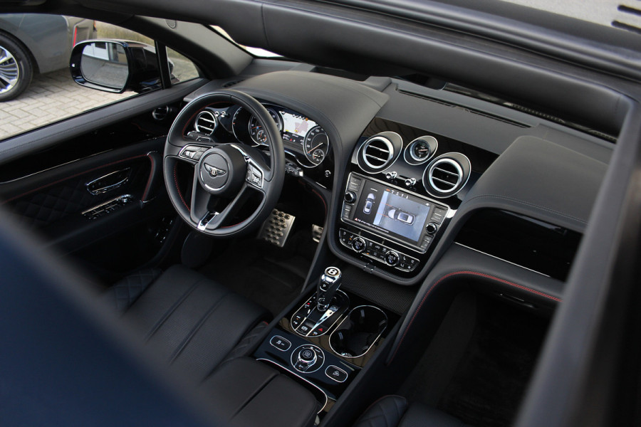 Bentley Bentayga 4.0 V8 Centenary | Mulliner | Touring | City