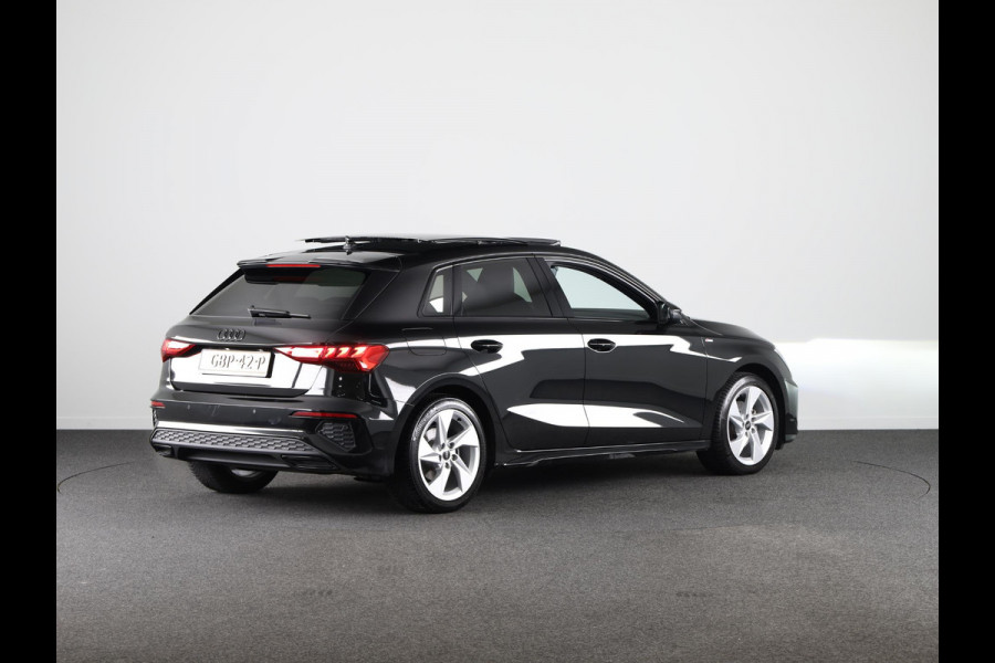 Audi A3 Sportback 35 TFSI S edition 150 pk S-tronic | Verlengde garantie | Navigatie | Panoramadak | Parkeersensoren achter | Adaptieve cruise control |