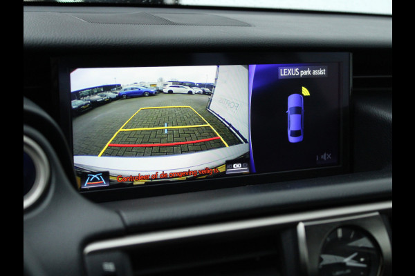 Lexus IS 300h Hybrid Edition 30 NL AUTO | PANO | LEDER | CAMERA | STOELVERW |