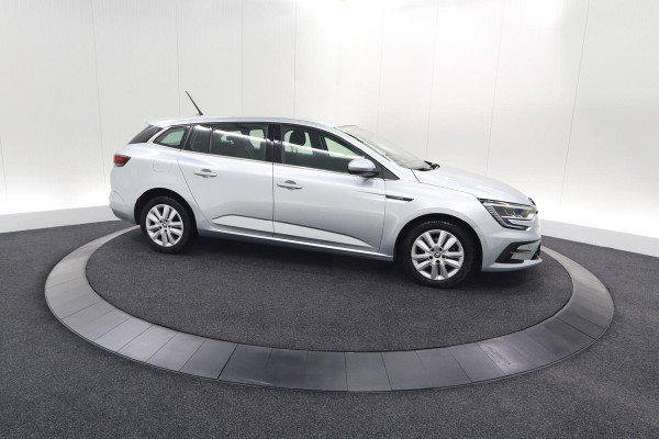 Renault MEGANE Estate TCe 140 Equilibre | 1700 KG Trekgewicht | Apple Carplay | Parkeersensoren | Navigatie