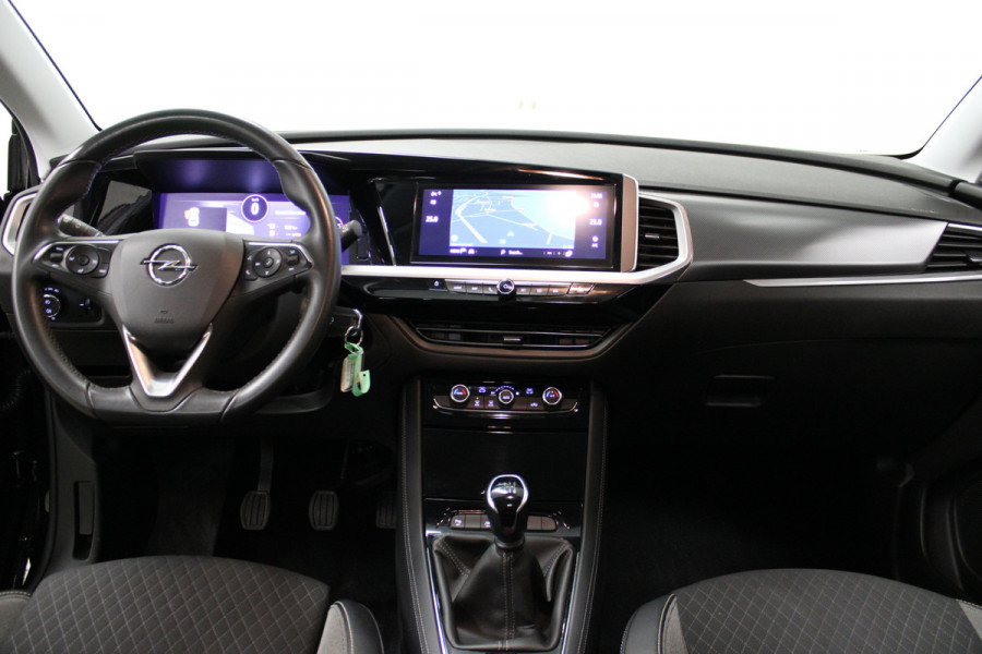 Opel Grandland 1.2 Turbo Business Elegance