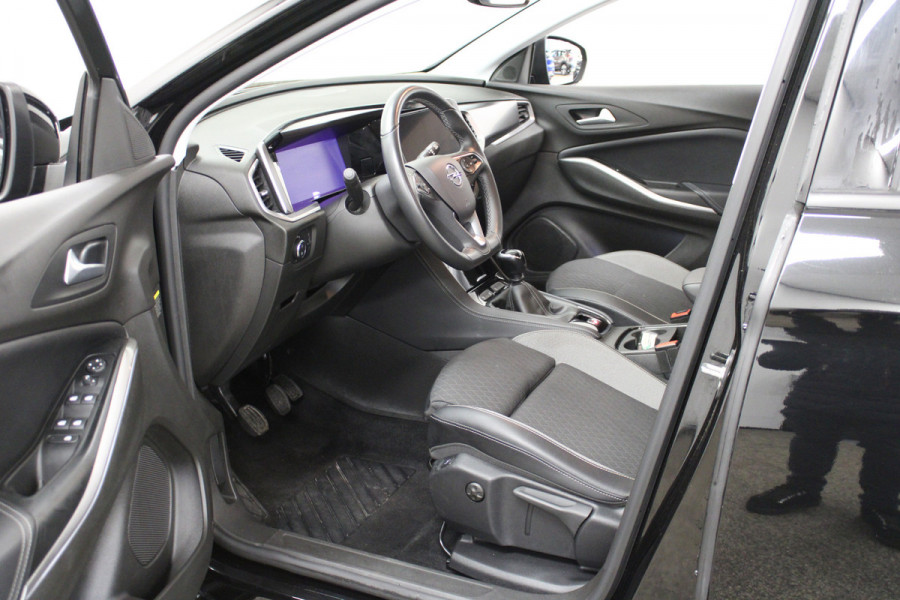 Opel Grandland 1.2 Turbo Business Elegance